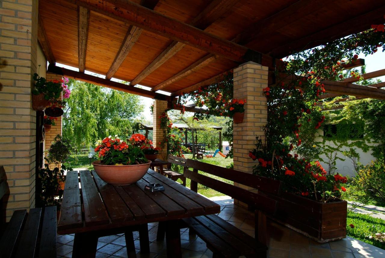 Agriturismo Il Portico Penne Екстер'єр фото