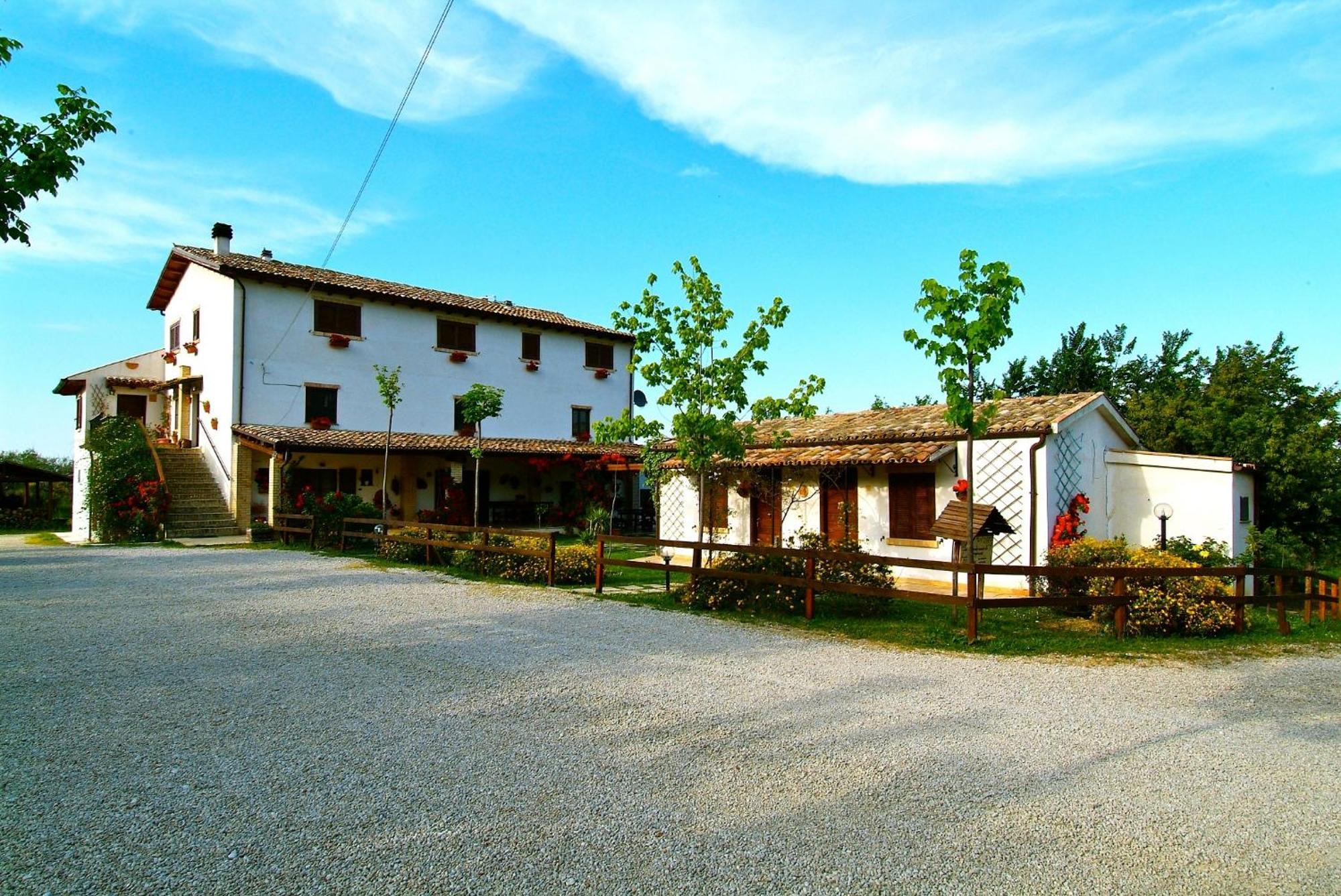 Agriturismo Il Portico Penne Екстер'єр фото